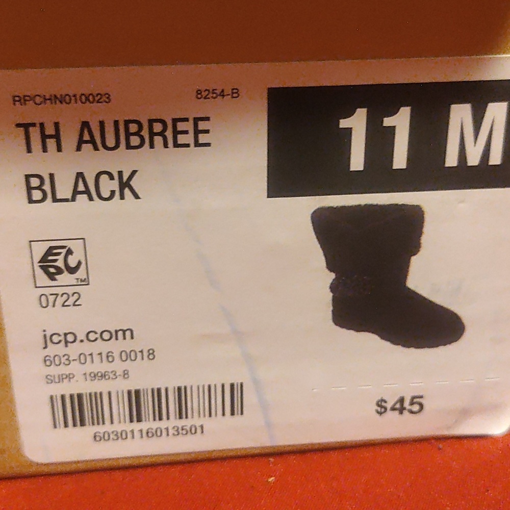 Aubree girl boots, size 11c, black
